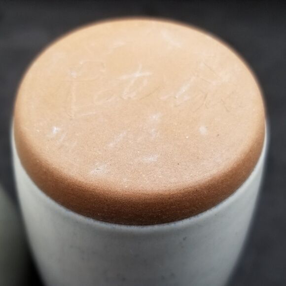 Vintage Peter Potts pinched tumbler pair one beautiful one with damage. - Picture 6 of 10